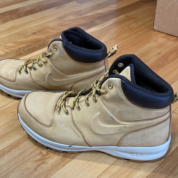 Nike Other - Nike Manoa Leather shoes
